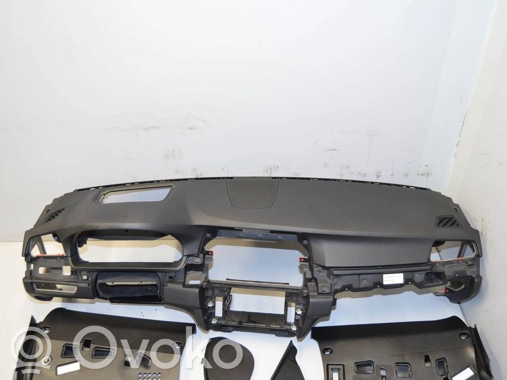 BMW 5 F10 F11 Dashboard 