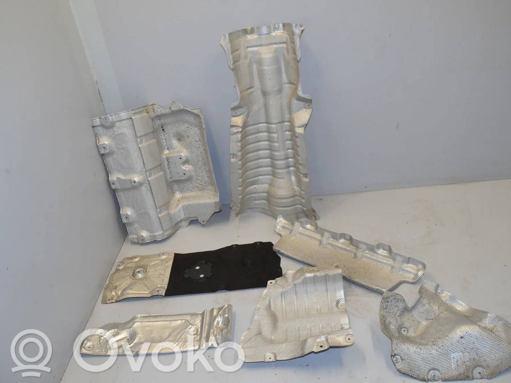 BMW 3 G20 G21 Scut termic motor 