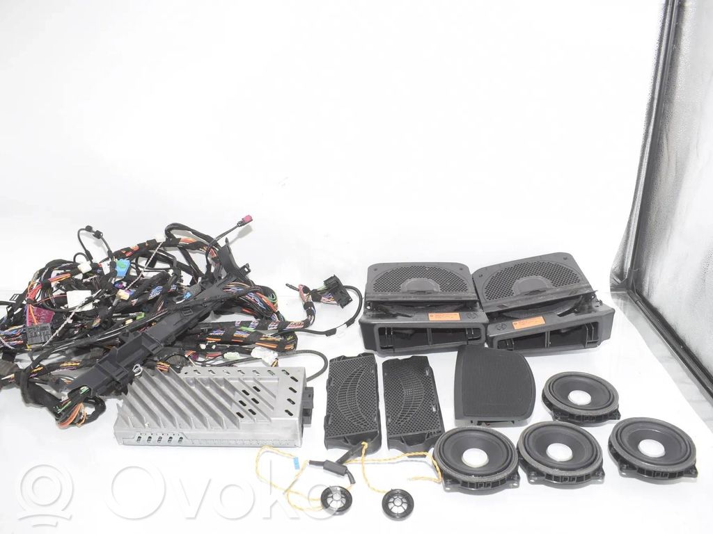 Zestaw audio   9330057,9210151,9210152,65129290171,65129292601,65129310500,65129320213,65129330057,65129343766,65129366164,65129393185,65139169690,65139210151,65139210152,65139245810,65139264945,65139289965,65139364956,65139368383,9169690,9226358,9245810,9264945,9289965,9290171,9292601,9310500,9320213,9343766,9364956,9366164,9368383,9393185,HARMAN