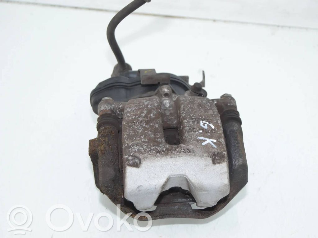 BMW 5 G30 G31 G38 Tylny zacisk hamulcowy 