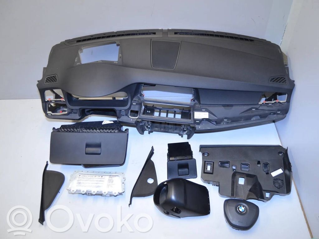 BMW 5 GT F07 Deska rozdzielcza 