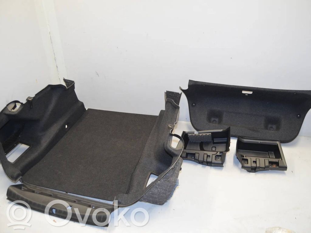 BMW 5 G30 G31 G38 Inne elementy wykończenia bagażnika 