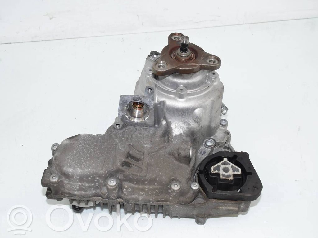 BMW 4 F32 F33 Carcasa de la caja de transferencia