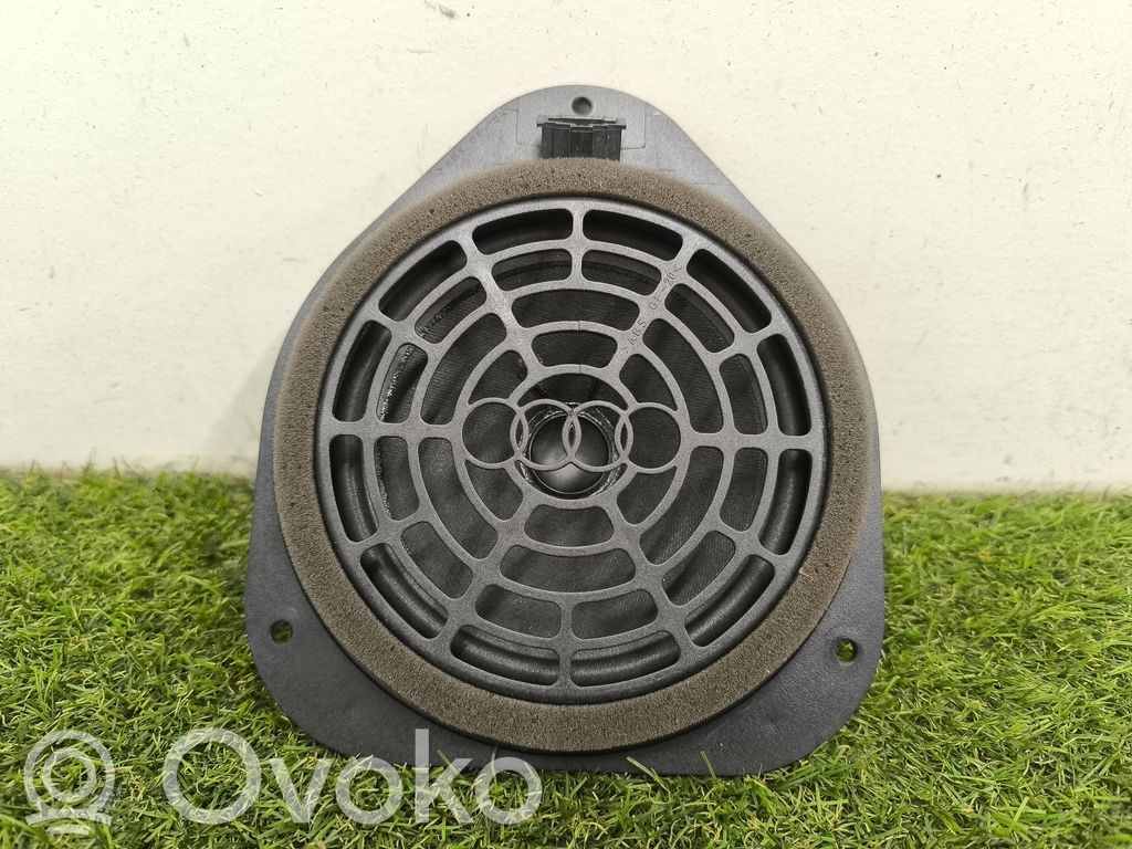 Audi A5 8T 8F Altavoz de la puerta trasera 