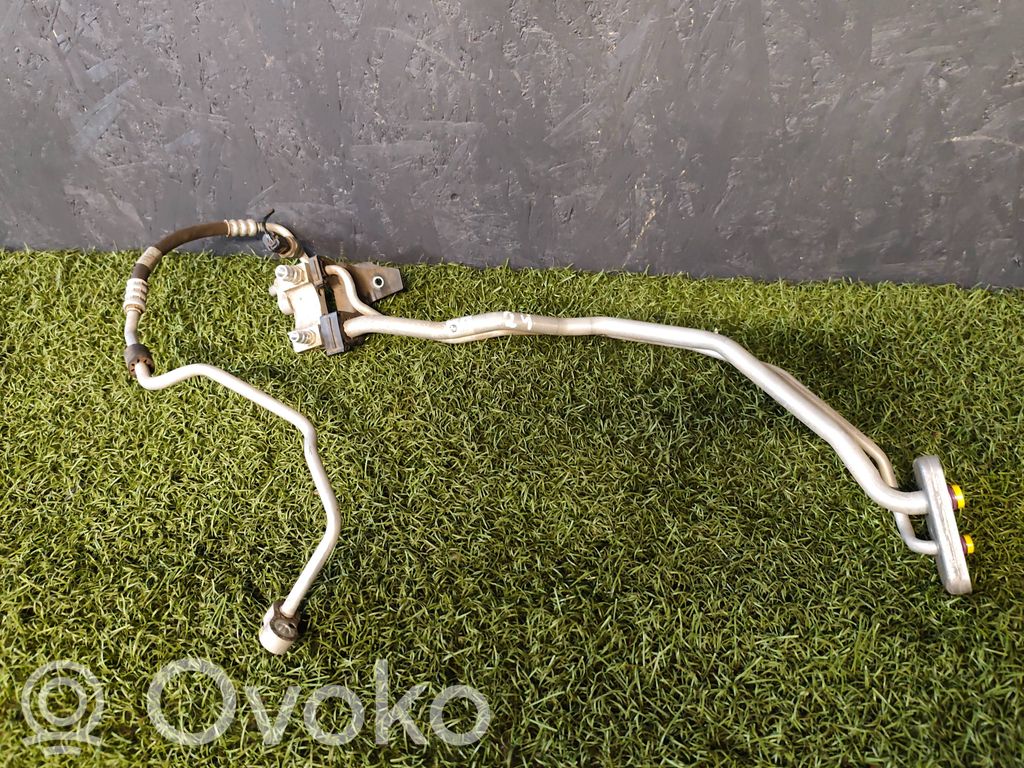 BMW X5 E70 Air conditioning (A/C) pipe/hose 