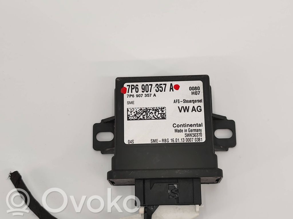Volkswagen Golf VII Light module LCM 