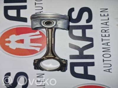 Toyota Aygo AB40 Piston 
