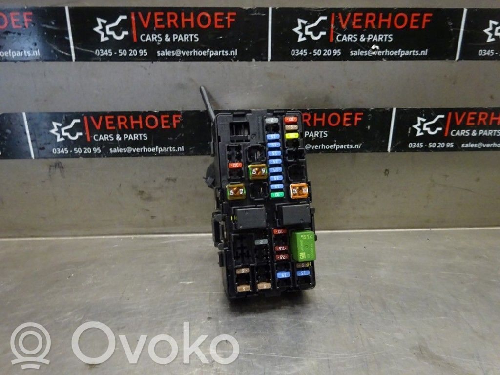 Opel Karl Fuse box set 