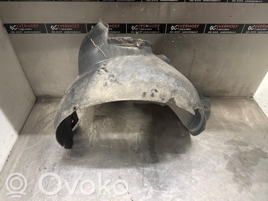Volkswagen Fox Apakšspārns 