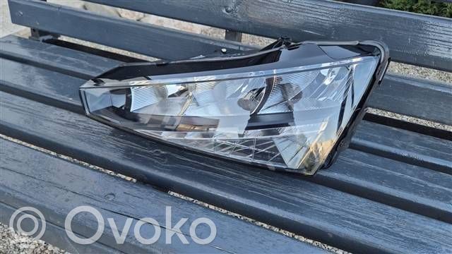 Skoda Scala Phare frontale 