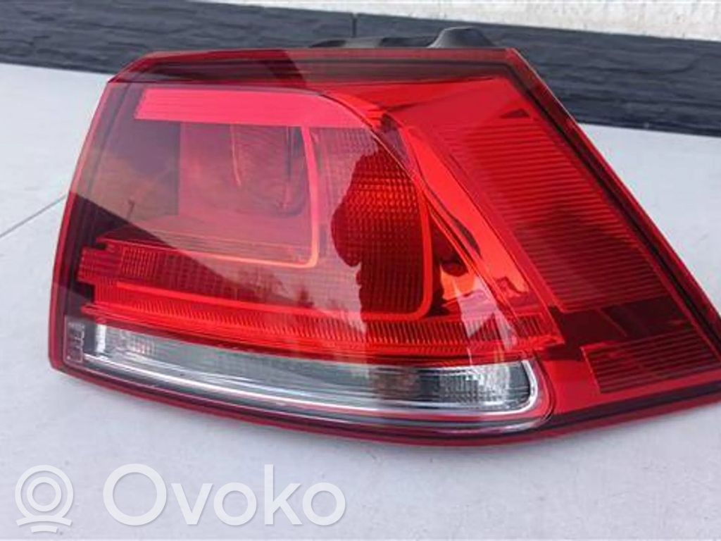 Volkswagen Golf VII Lampă spate în capacul portbagajului 