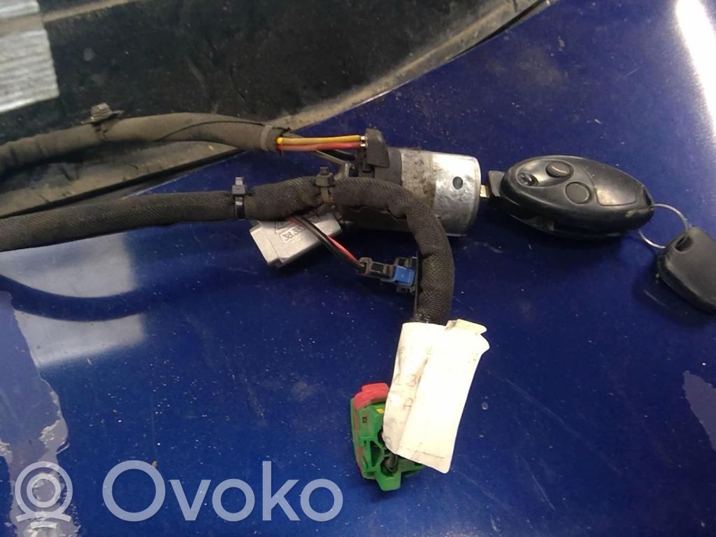 Peugeot 807 Ohjauspyörän lukitus 