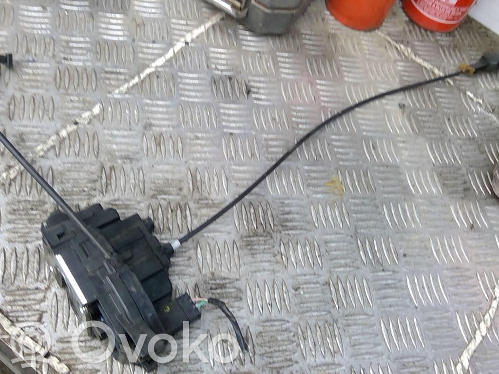 Etuoven lukko   8200219247
