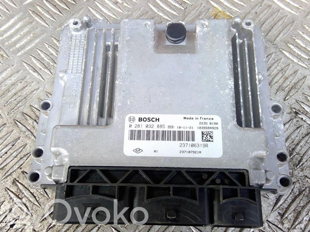 Renault Kangoo II Unitate/modul de control motor 