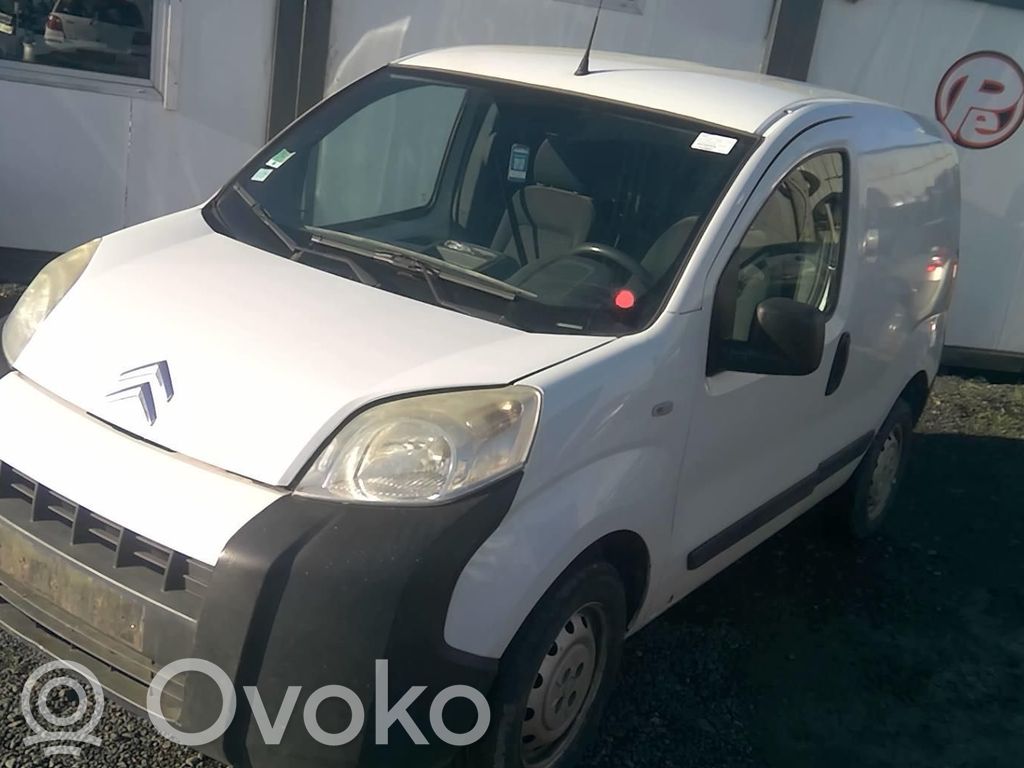 Phare frontale   1634151680