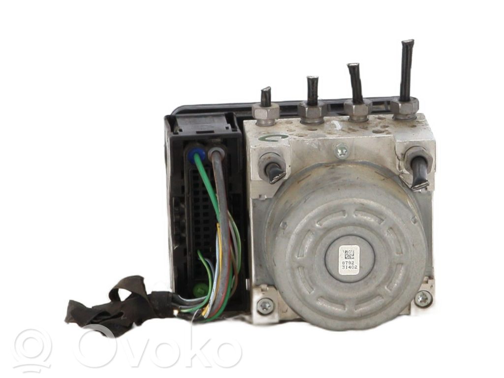 ABS-pumppu   2703477