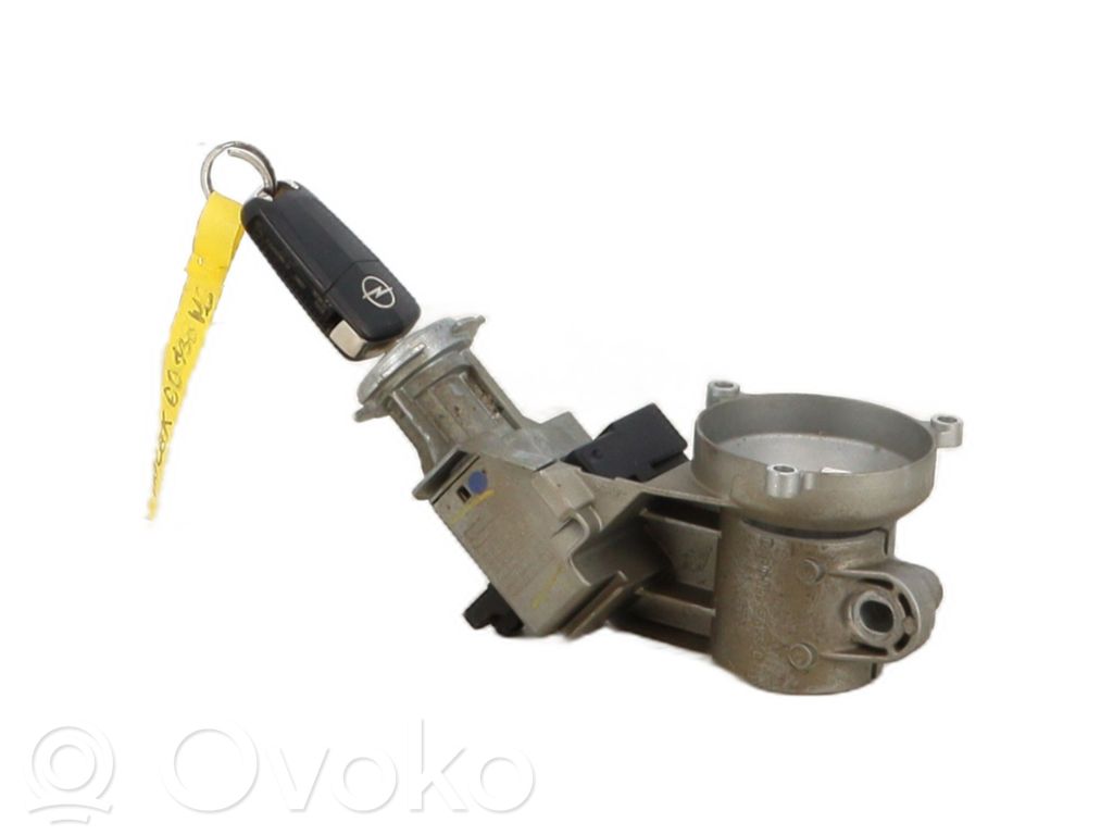 Ohjauspyörän lukitus   93181728