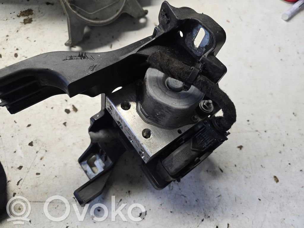 Opel Meriva B ABS Blokas 