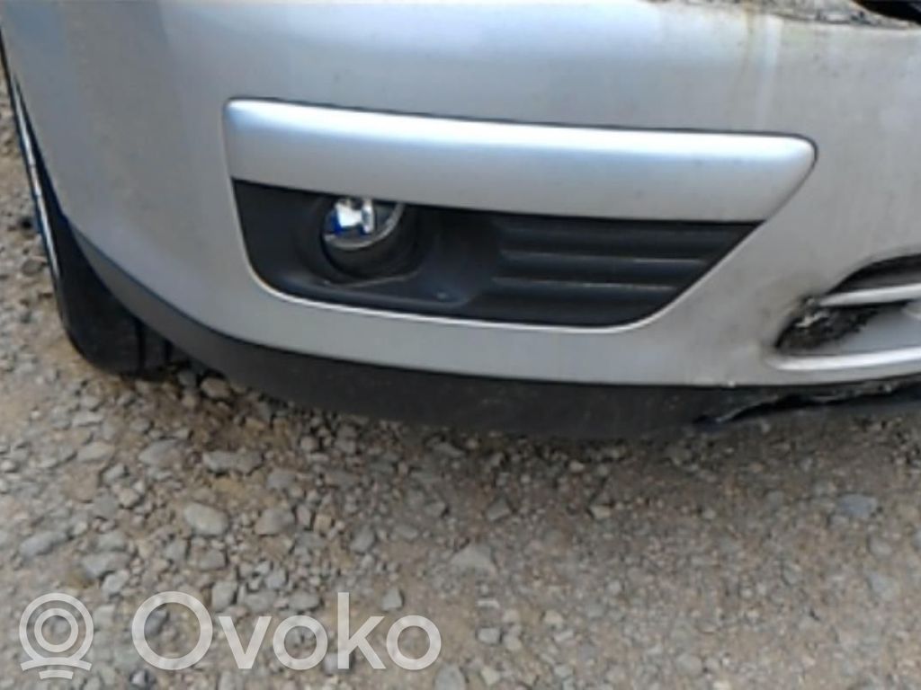 Ford Focus Miglas lukturis priekšā 