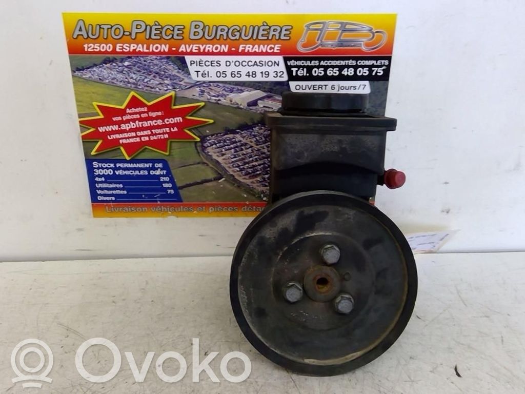 BMW 3 E46 Power steering pump 