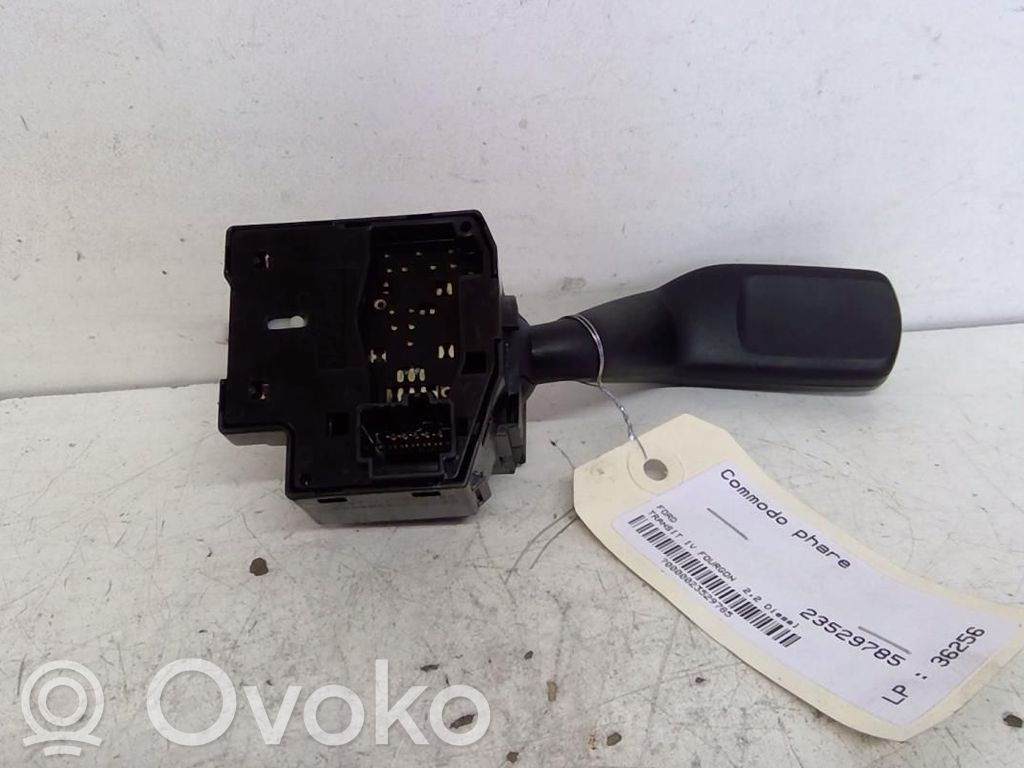 Ford Transit Suuntavilkun vipu 