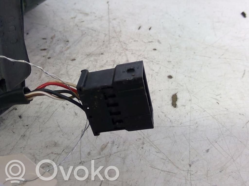 Audi A4 S4 B5 8D Manualne lusterko boczne drzwi przednich 