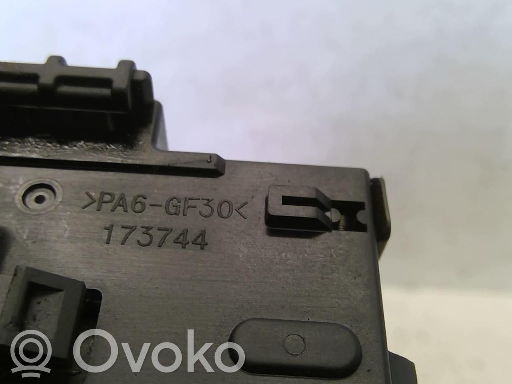 Suzuki SX4 Palanca de intermitentes 