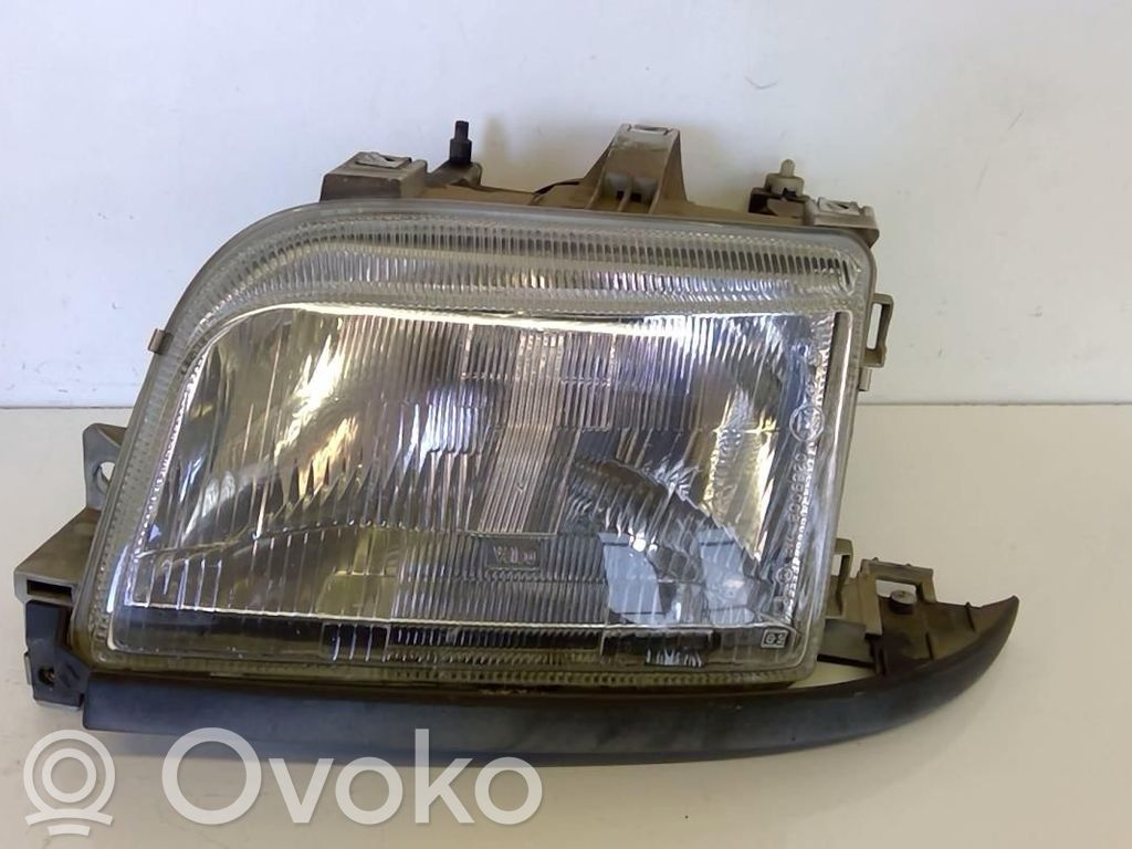 Renault Clio I Priekšējais lukturis 