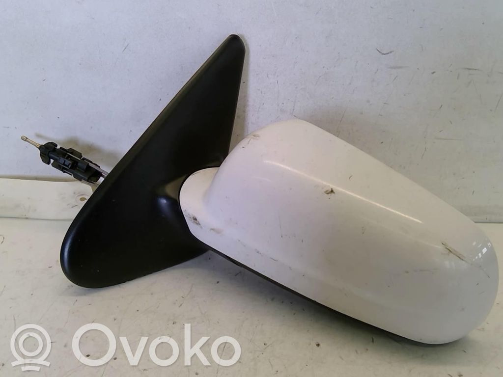 Manualne lusterko boczne drzwi przednich   1M185750701C