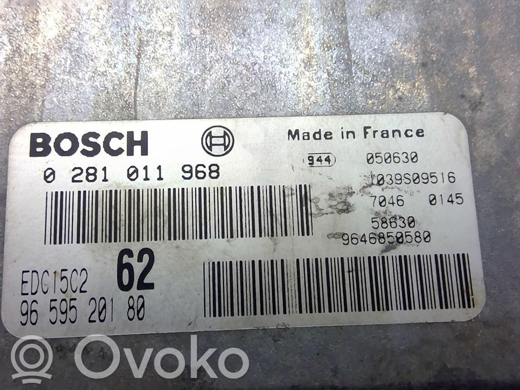 Variklio valdymo blokas
