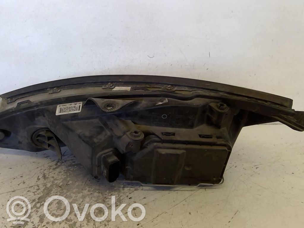 Ford Focus Headlight/headlamp 