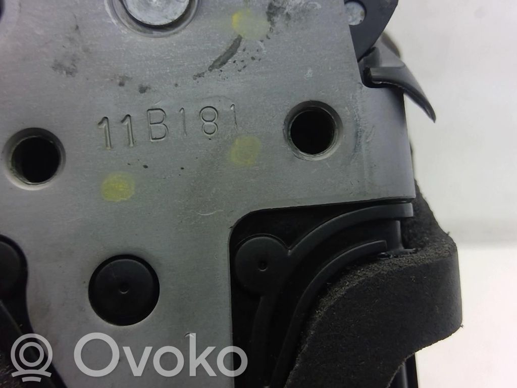 Opel Astra J Front door lock 