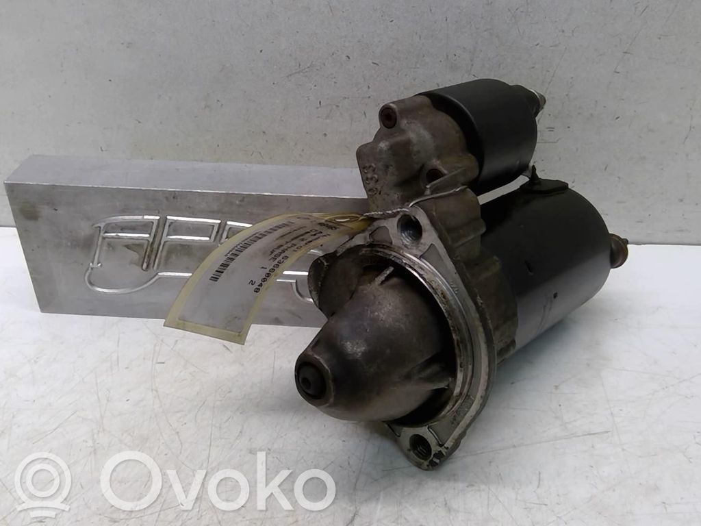Audi A4 S4 B6 8E 8H Starteris 