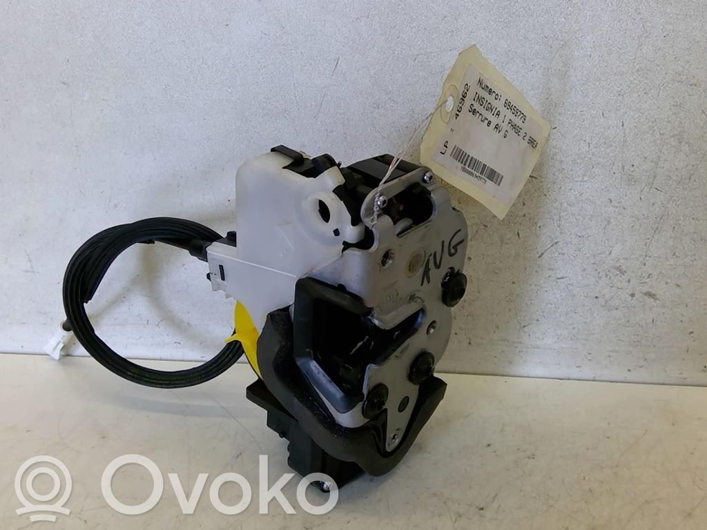 Opel Insignia A Front door lock 