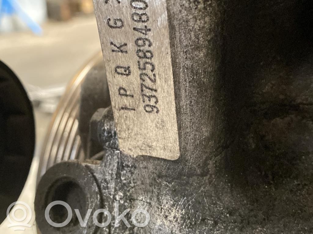 Peugeot 208 I Двигатель 