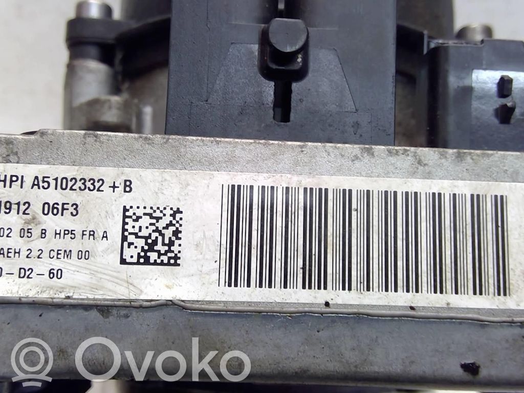 Citroen C4 II Power steering pump 