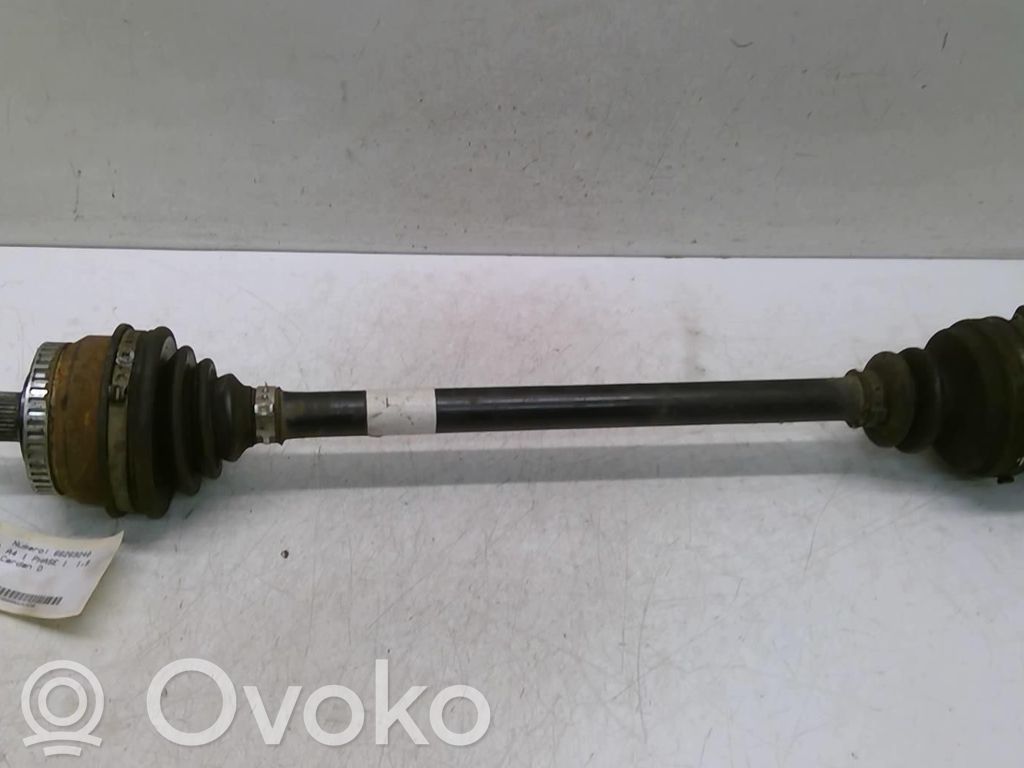 Audi A4 S4 B5 8D Etuvetoakseli 