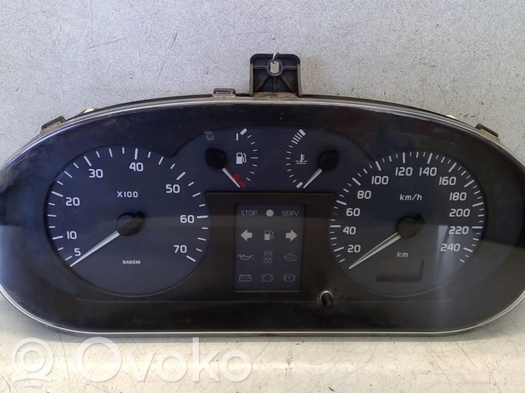 Renault Megane I Speedometer (instrument cluster) 