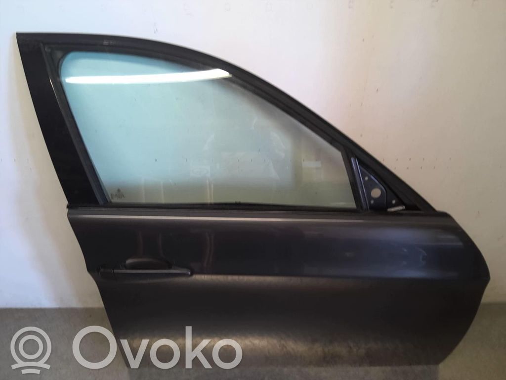 Front door   41515A2A386