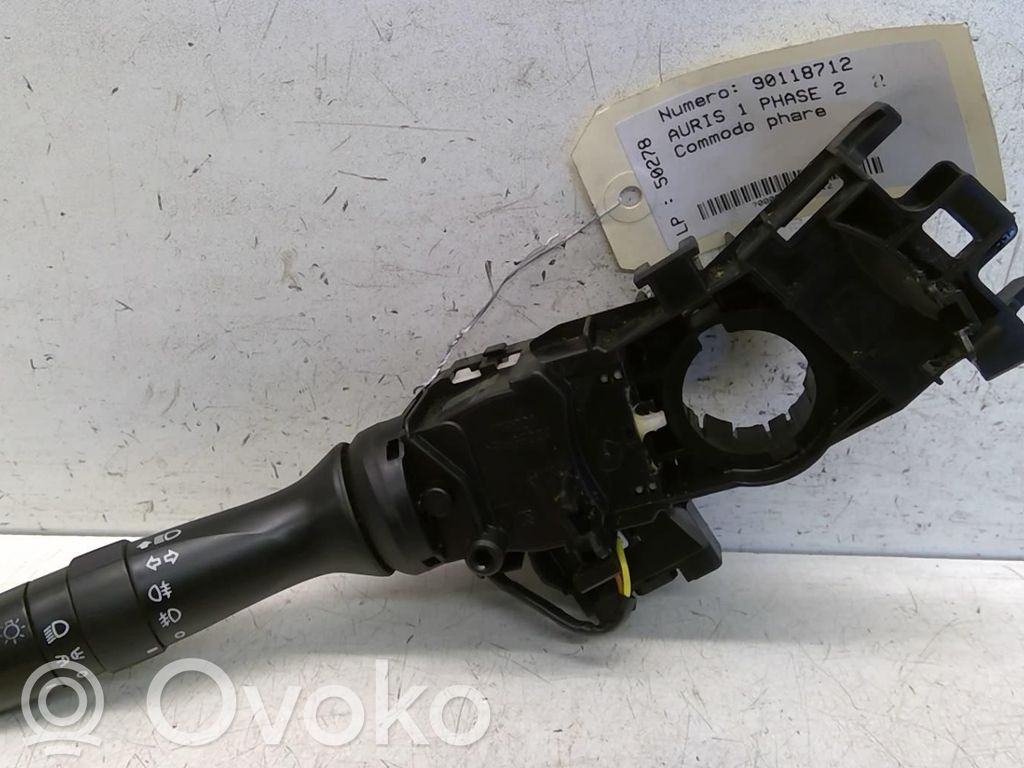 Toyota Auris 150 Palanca de intermitentes 