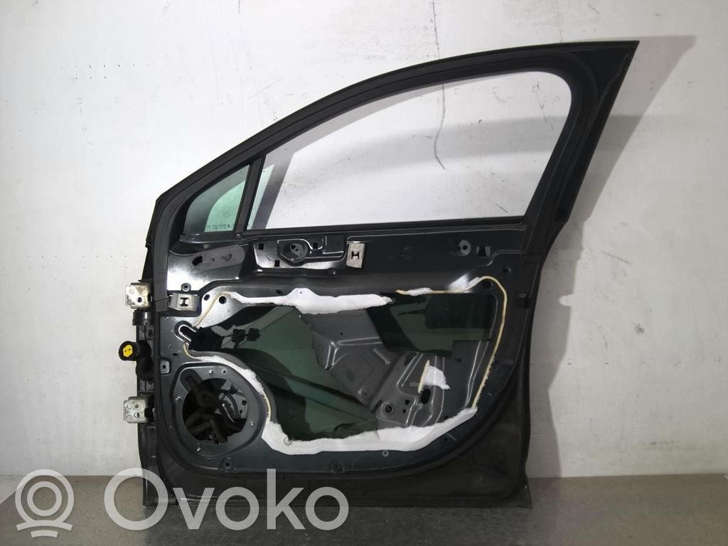 Front door   9004Z2