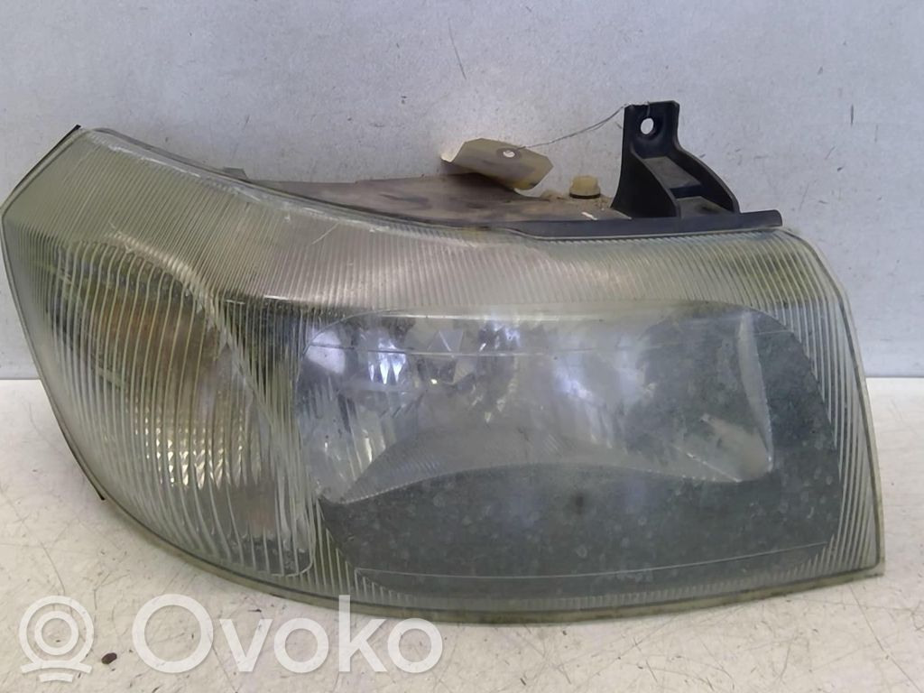 Headlight/headlamp   4696771