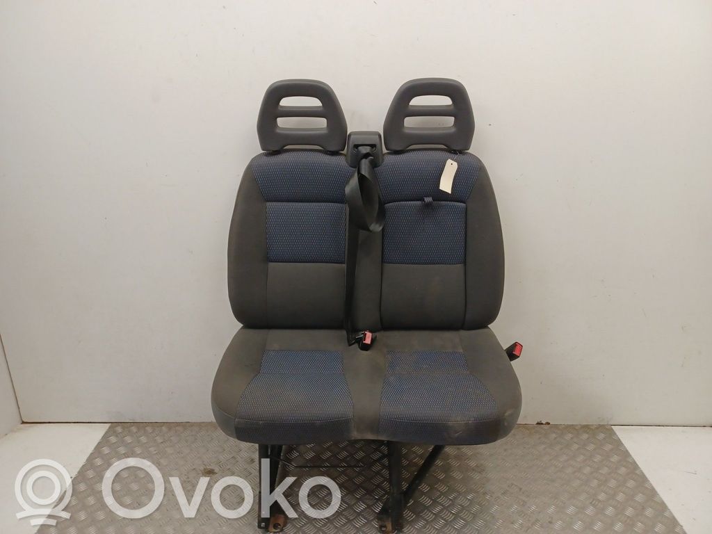 Kaksoisetuistuin   1607184880
