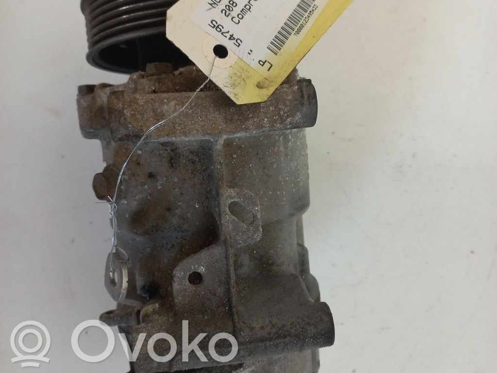 Peugeot 208 I Compressore aria condizionata (A/C) (pompa) 