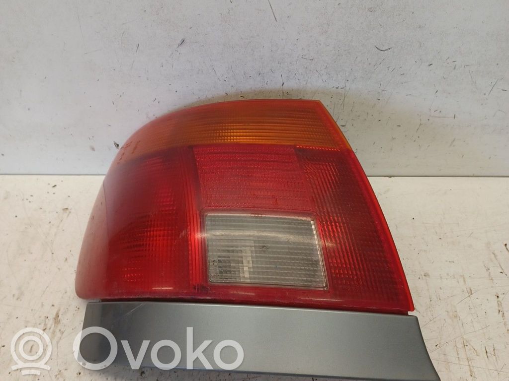 Takavalot   8D0945111A
