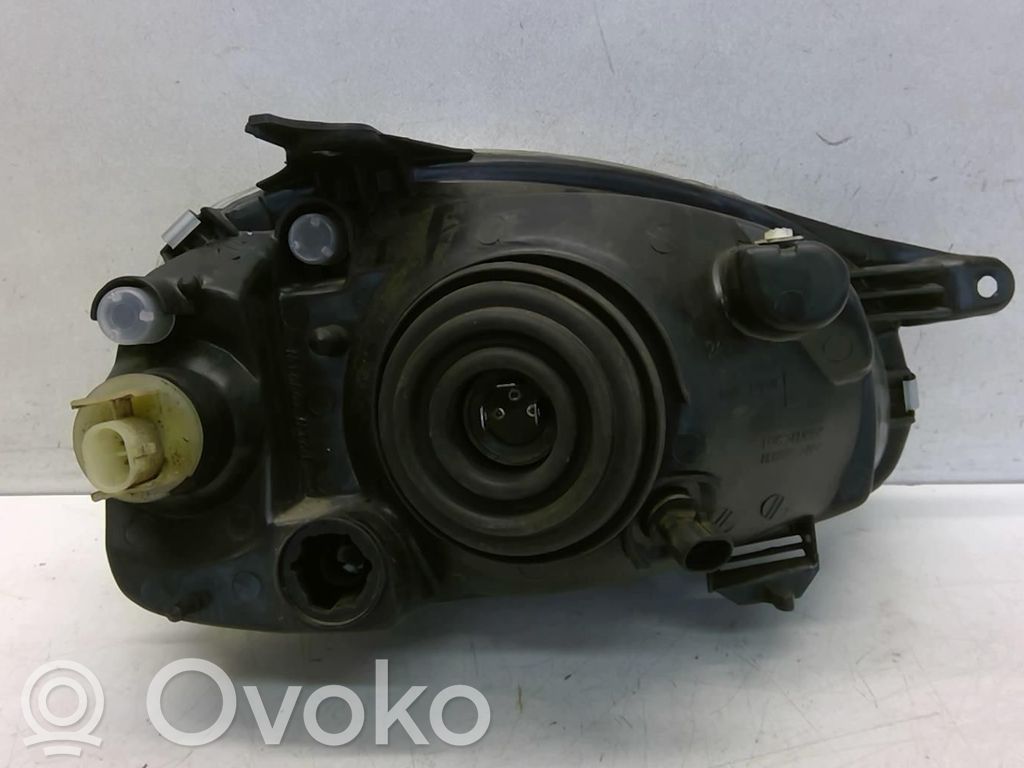Opel Corsa B Faro/fanale 