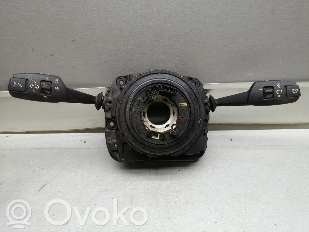 BMW 1 E81 E87 Wiper turn signal indicator stalk/switch 