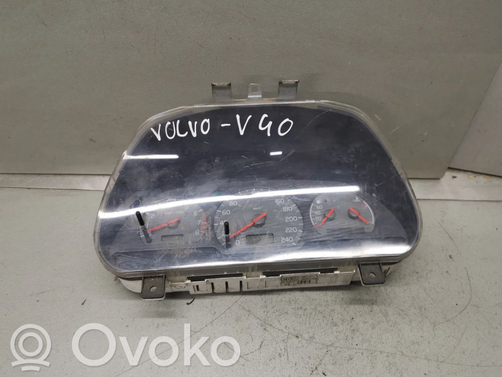 Volvo S40, V40 Spidometrs (instrumentu panelī) 
