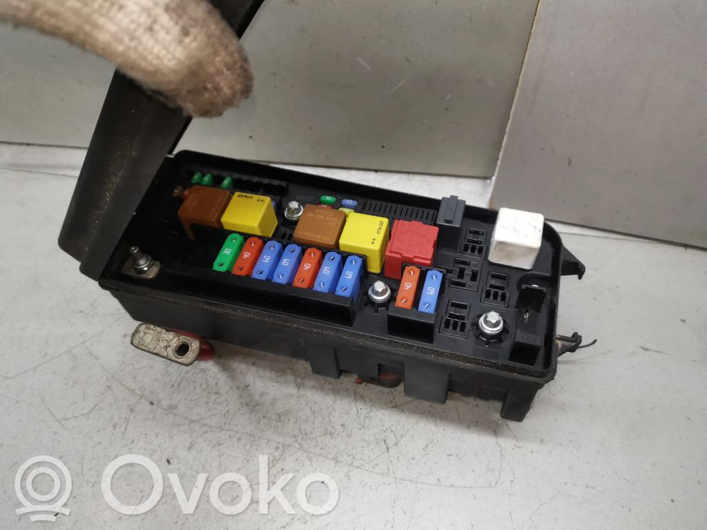 Opel Vectra C Módulo de fusible 