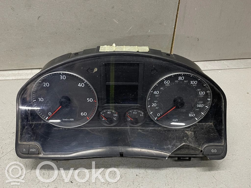 Volkswagen Golf V Licznik / Prędkościomierz 